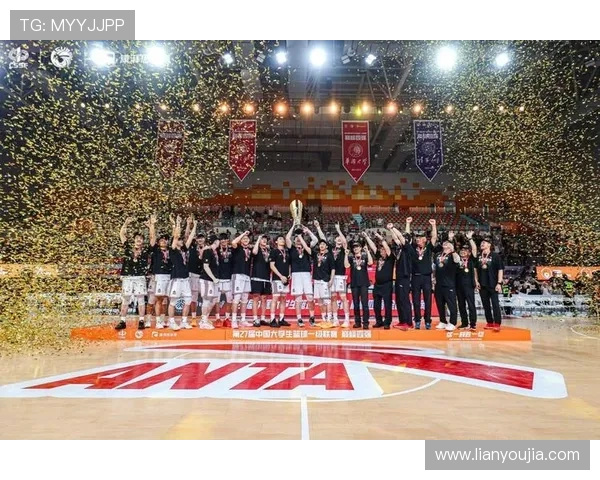 CBA联赛新赛季揭幕战精彩纷呈 强强对决引爆全国篮球热潮