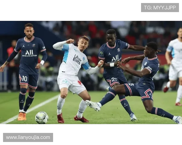 巴黎主场迎战摩纳哥强强对话焦点之战胜负悬念十足