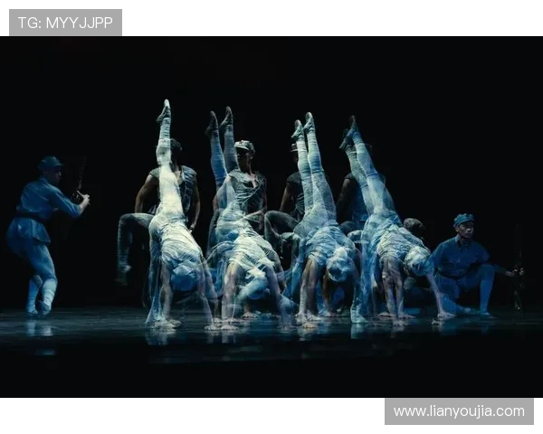 崔永熙的艺术之路与人生哲学探讨：从舞台到生活的多重视角